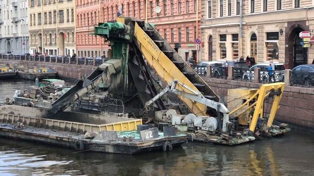 Очистка реки Мойки, ноябрь 2017 смотреть онлайн