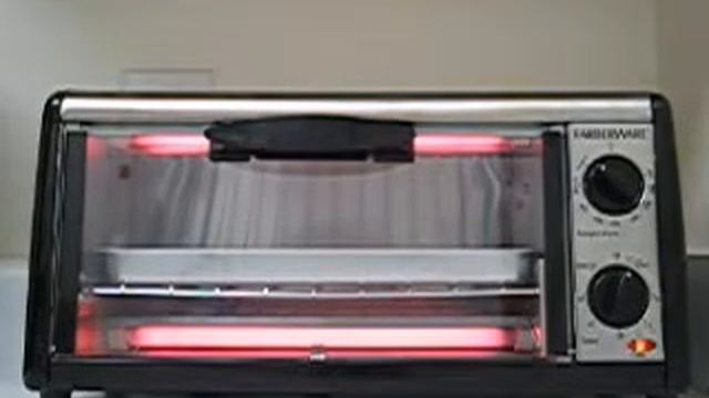Toaster Oven LOL смотреть онлайн