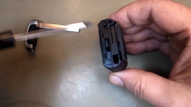 How to replace a 2021 Ford Expedition 5 Button Smart Key Remote Battery смотреть онлайн