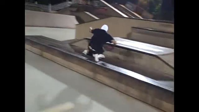 SDSF skate park смотреть онлайн