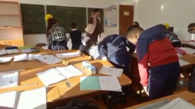 ФИЗМИНУТКА на уроках русского языка в казахских классах смотреть онлайн