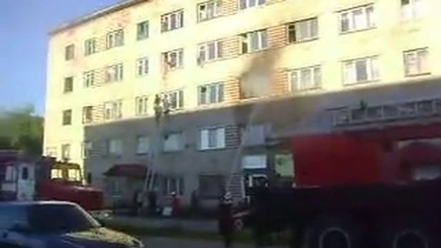 Пожар в г. Михайловске . Свердловской обл. смотреть онлайн