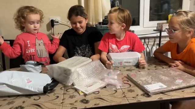 НОВОСТЬ ПОКА ОДНА. ЗАВТРА ПРИЛЕТАЕТ АНТОН. 17.11.23. смотреть онлайн