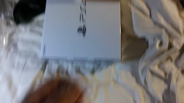 PS4 Slim 500GB Unboxing смотреть онлайн