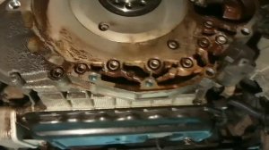 Audi a6c62,4снятие коробки, замена сальника, устранение  потёков масла,переварка гофр,