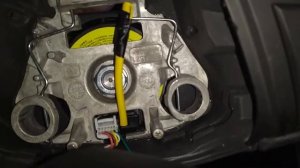 JAC S5 2020 г. Как снять подушку безопасности водителя.