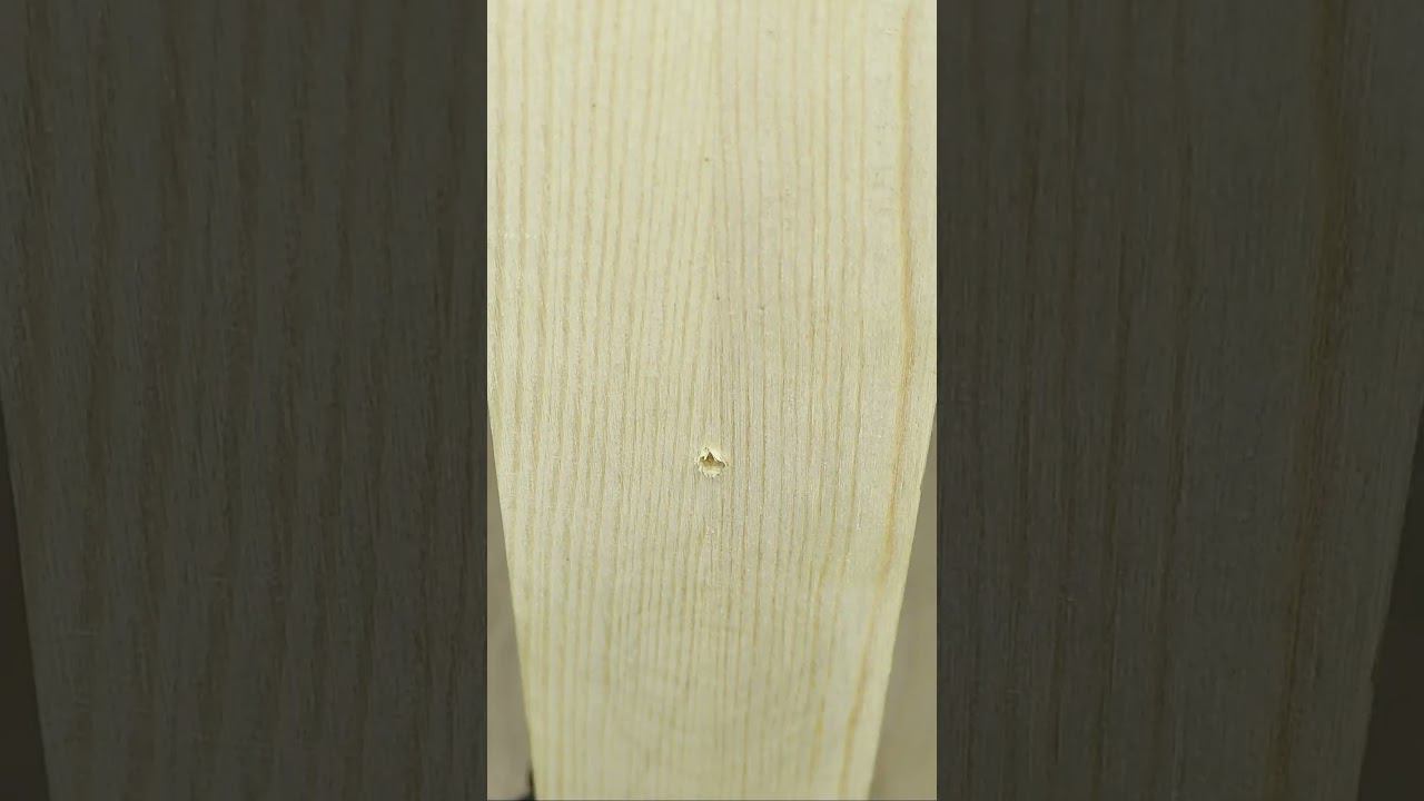 Обязательно запомни эту хитрость! Как можно легко закрепить металлический тросик в дереве? #shorts смотреть онлайн