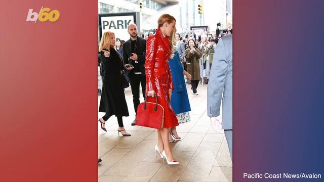 Vinyl is a Fall Fashion Trend смотреть онлайн