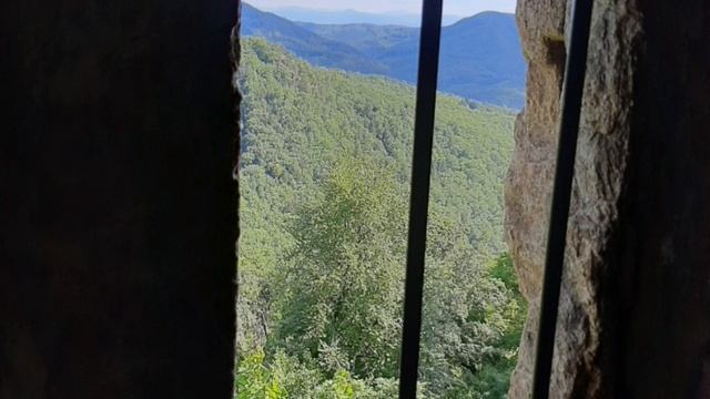 Замок Аггшттейн (нем. Burgruine Aggstein). Красивый замок в Австрии на Дунае, замок-руины, под Вено смотреть онлайн