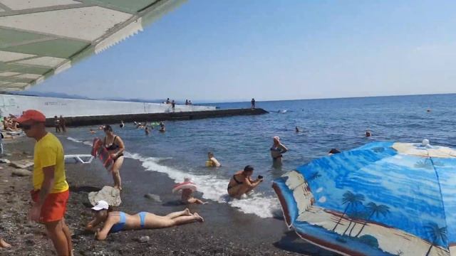 КРЫМ. ЛУЧШИЙ ПЛЯЖ АЛУШТЫ! МОРЕ КАК СЛЕЗА! смотреть онлайн