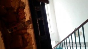 Как устранить люфта на входной  двери...