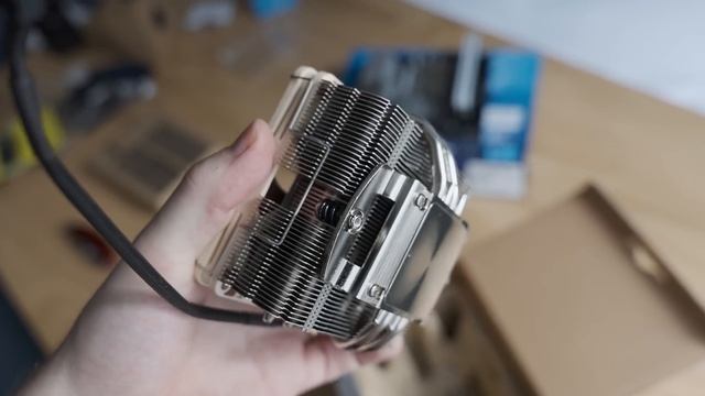 I Went To Japan To Build A TINY Gaming PC... смотреть онлайн