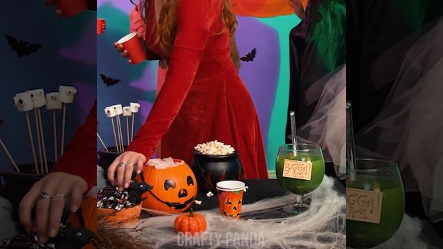 9 Funny and Spooky Halloween Pranks! DIY Prank Wars смотреть онлайн
