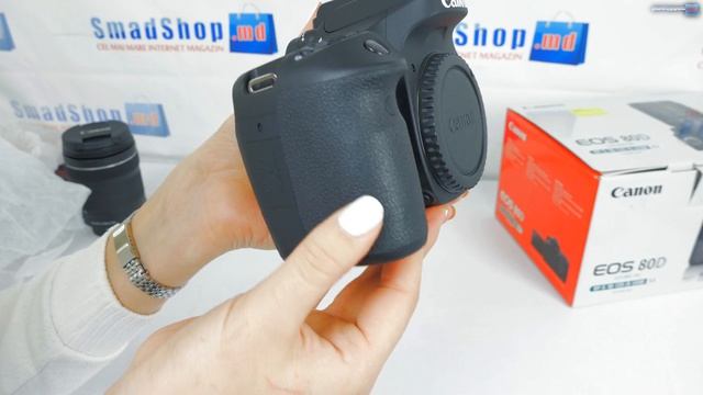 Зеркальный фотоаппарат Canon EOS 80D Kit (18-135mm f/3.5-5.6 EF-S IS STM) -распаковка смотреть онлайн