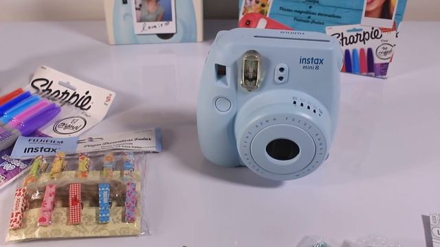 Fuji Instax Mini 8, lo análogo no está muerto смотреть онлайн