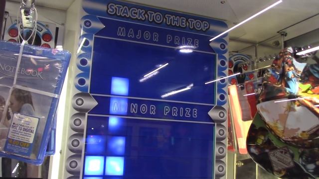 Playing PRIZE Redemption Games At ZAP ZONE! смотреть онлайн