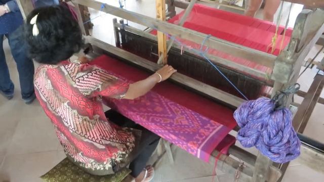 Batik Process in Bali смотреть онлайн