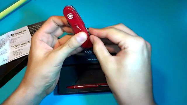 Обзор набора Wenger Duo Evolution 10 смотреть онлайн