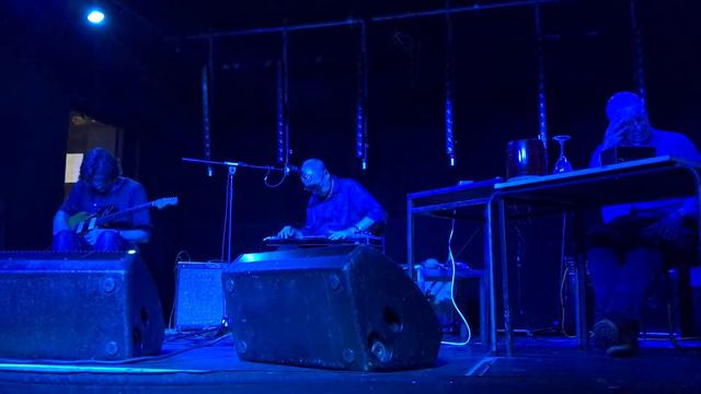 Thurston Moore / David Toop / Steve Beresford - Red Gallery - Part 2 смотреть онлайн