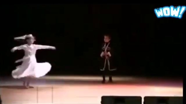 Армянские дети танцуют народный танец арцвапар смотреть онлайн