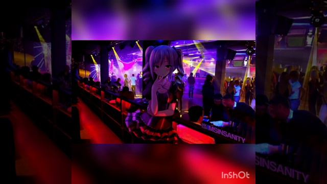 Kicks Me Out (Max.R Remix) смотреть онлайн