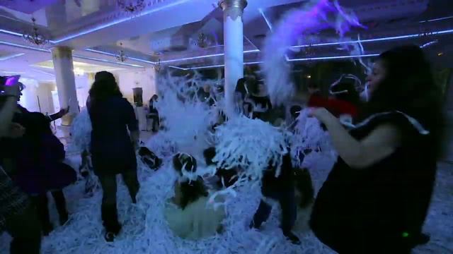 Бумажное шоу "Happy kids". День рождения Моники смотреть онлайн