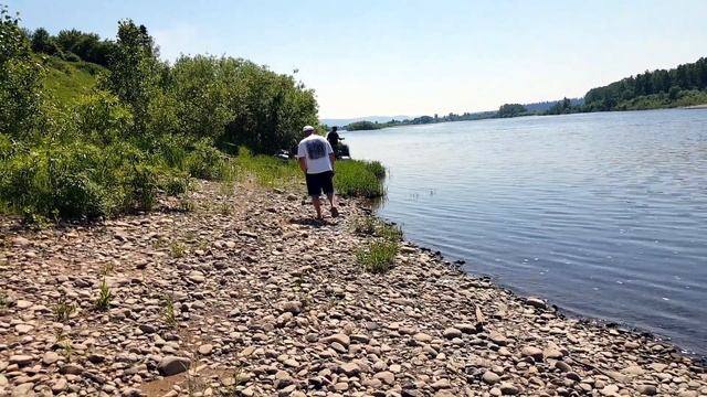 Вдвоем на лодке по Сибирской реке, 3 часть / Рыбалка смотреть онлайн