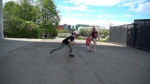 Циркуль — вращение на роликах | Школа роликов RollerLine Роллерлайн в Москве