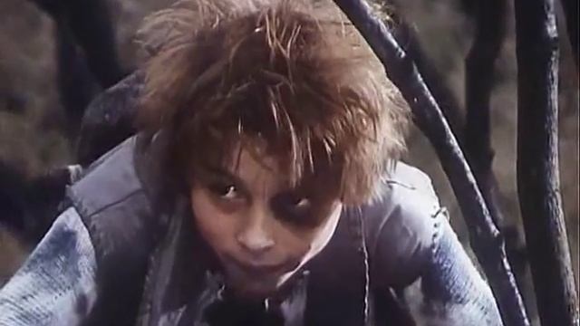 Травка. Цветы незабудки. Мама печёт пирожки. смотреть онлайн