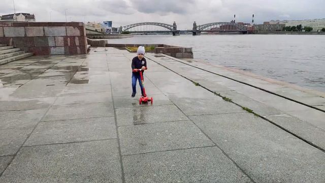 Осень в Петербурге. #осень#санкт-Петербург#по лужам# смотреть онлайн