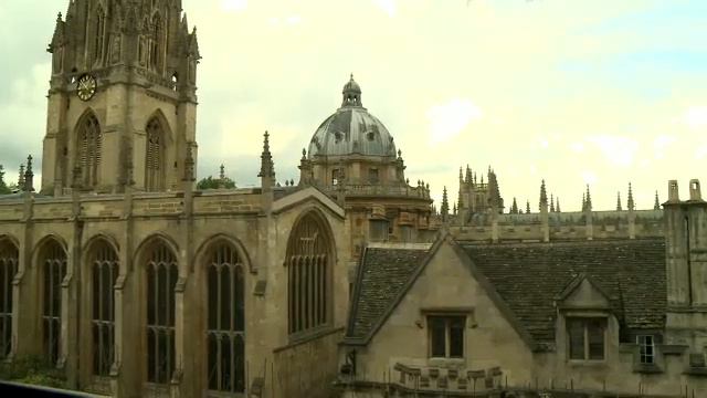 English file Beginner Buildings with a past смотреть онлайн