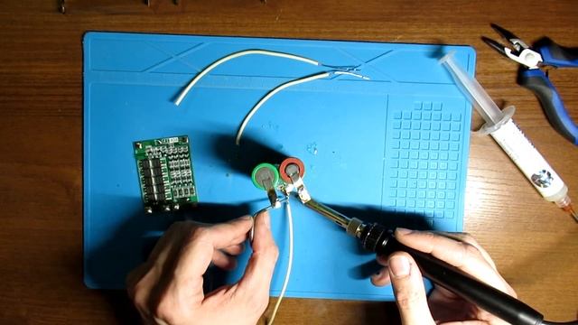 Переделка шуруповерта ИНТЕРСКОЛ на литиевые аккумуляторы смотреть онлайн