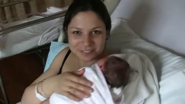 Катька шепчет секрет на ушко смотреть онлайн