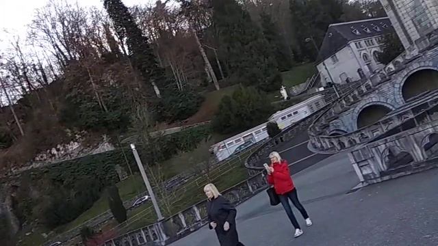 Франция Лурдес смотреть онлайн