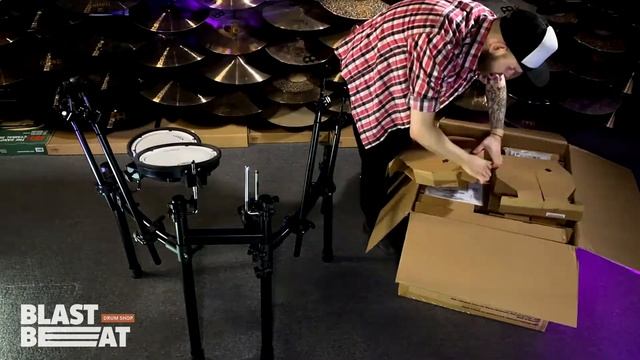 Распаковка и сборка Roland TD-07KX смотреть онлайн