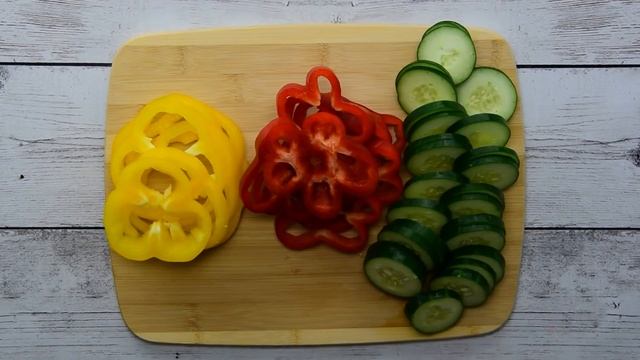 Kids Charcuterie Snack Board смотреть онлайн