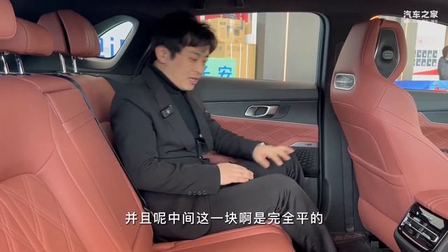 导购：推荐长安UNI-K智电iDD智领车型 смотреть онлайн