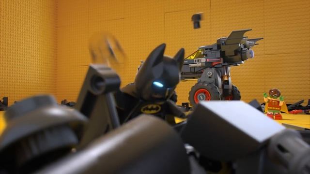 Build Something Batman - The LEGO Batman Movie - Product Animation смотреть онлайн