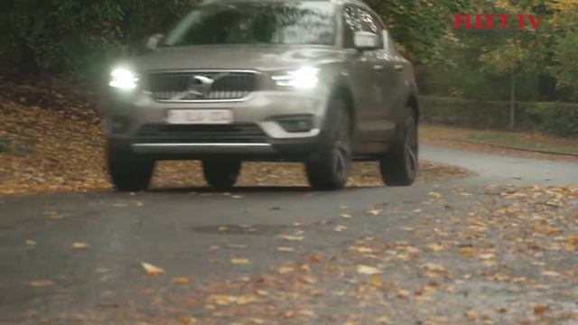 VOLVO XC40 Recharge T4 FR смотреть онлайн