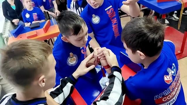 Открытый новогодний турнир по армрестлингу_26.12.2022_СольТВ смотреть онлайн
