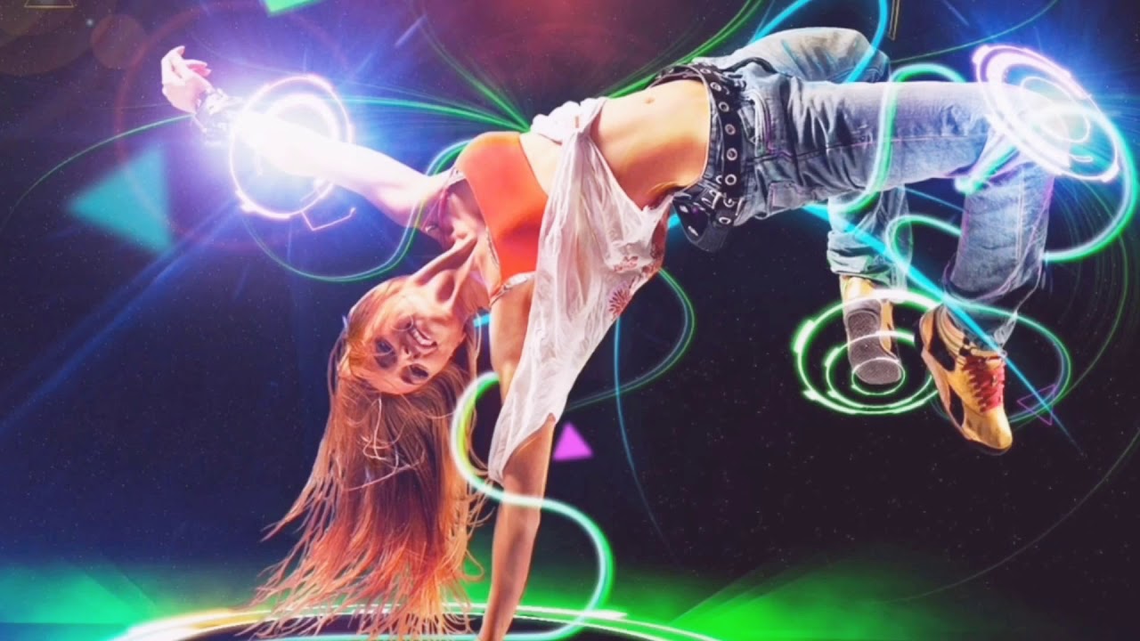 Танцующая Сексуальная девушка 2023 смотреть онлайн