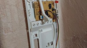 Наболевшая проблема домофонов в квартирах.Кнопка не срабатывает.Решение?♂️?