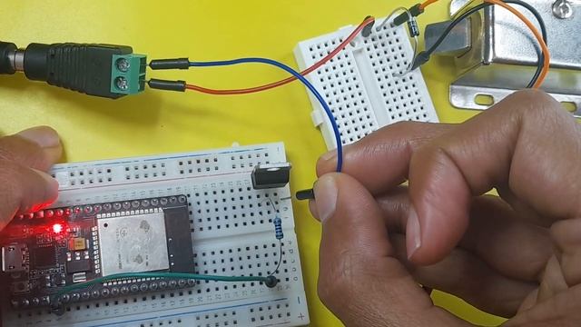 Control High Voltage Devices With ESP32 And Tip120