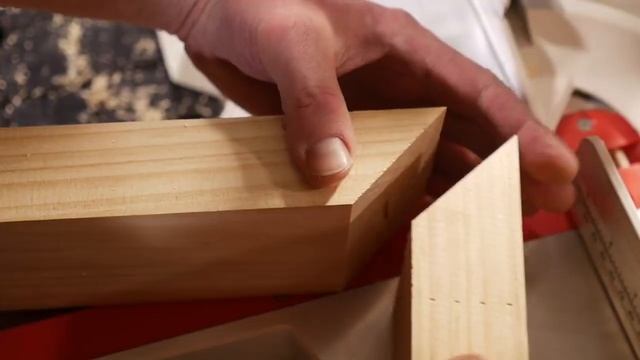 JSMS 12L Торцовочно усовочная пила смотреть онлайн