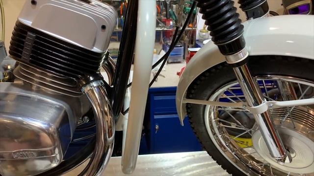 JAWA 634 - ПЕРВЫЙ ЗАПУСК ! НЮАНСЫ СБОРКИ И НАСТРОЙКИ КАРБЮРАТОРА! ЯВА В ИДЕАЛЬНОМ СОСТОЯНИИ ! смотреть онлайн