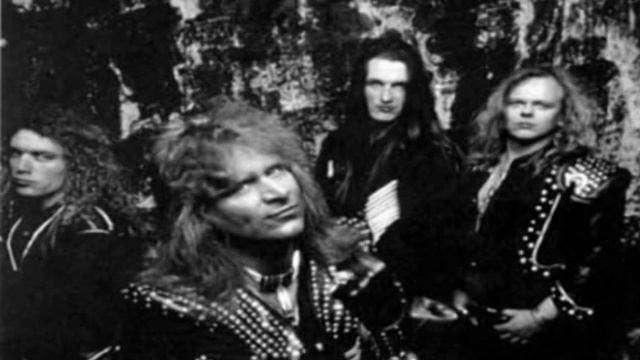 Running Wild - Dancing On A Minefield