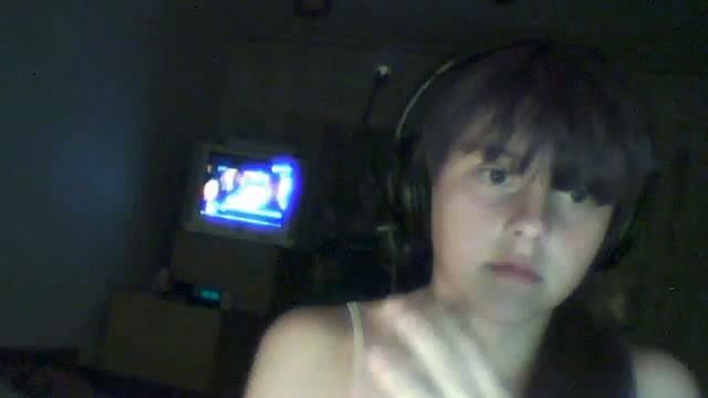 У неё не работают наушники* смотреть онлайн