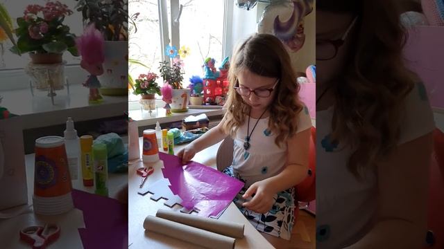 Делаем замок из картона смотреть онлайн