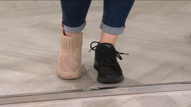 Skechers Skech-Knit Wedge Sneakers - Statement Piece on QVC смотреть онлайн