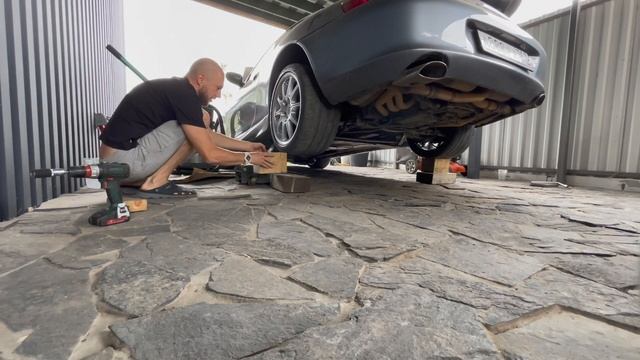 Впечатления после года с 911. Покрасил диски заменил выхлоп. смотреть онлайн